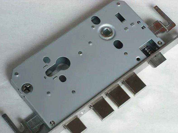 东至24小时上门开锁公司